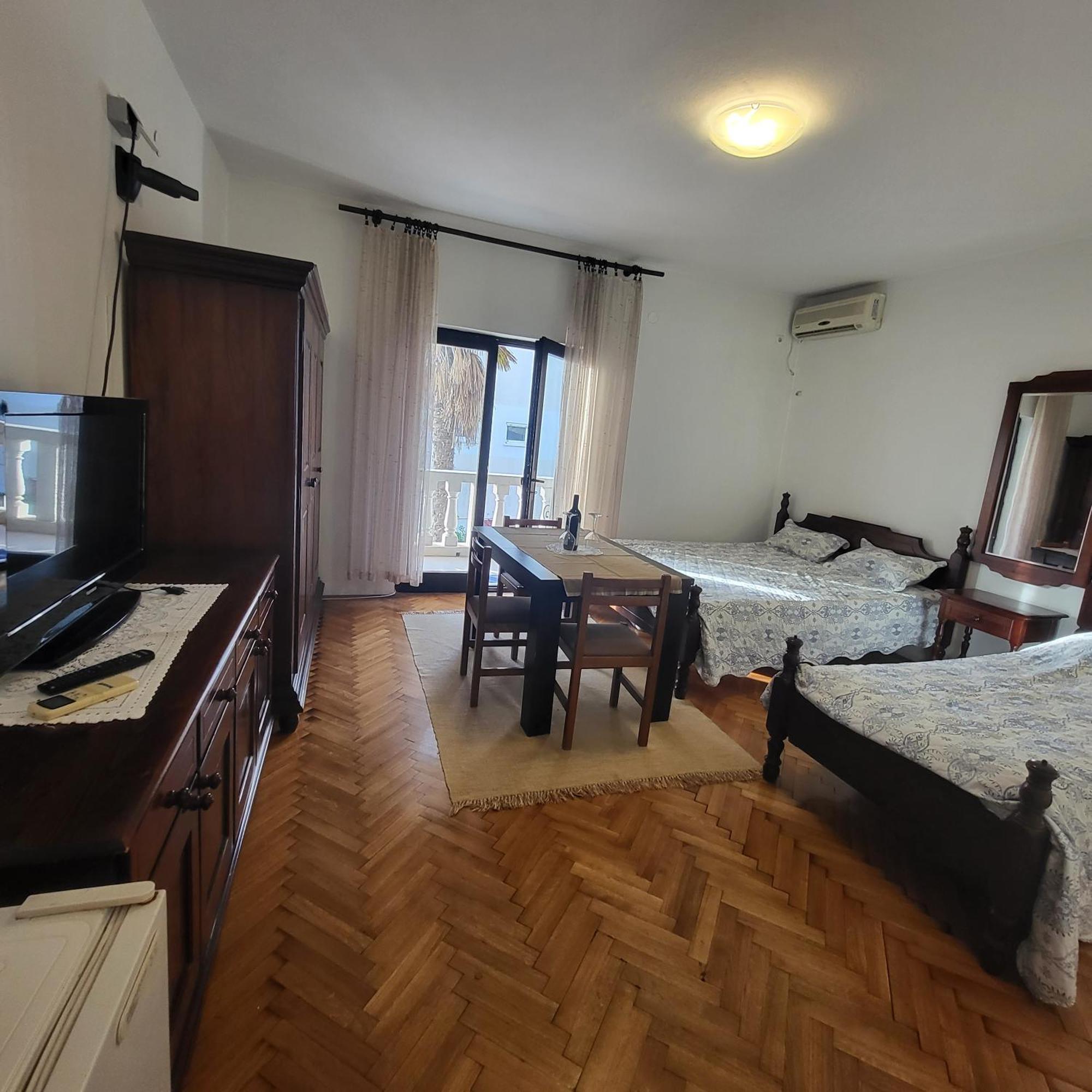 Studio Apartman Sa Pogledom Na More ميلغين المظهر الخارجي الصورة